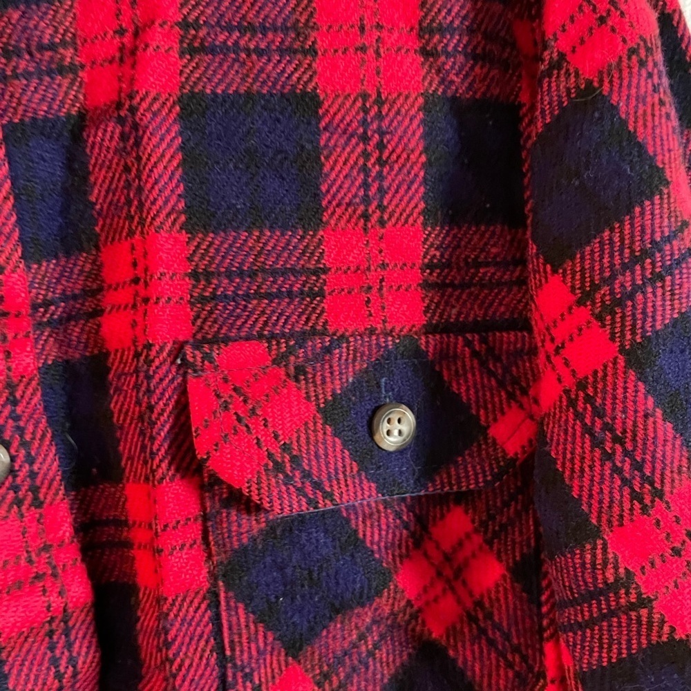 Northwest Territory Red and navy blue Checkered boys size 12 flannel - Picture 2 of 3
